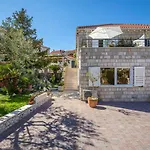 Rooms D&L, Free Parking On-Site