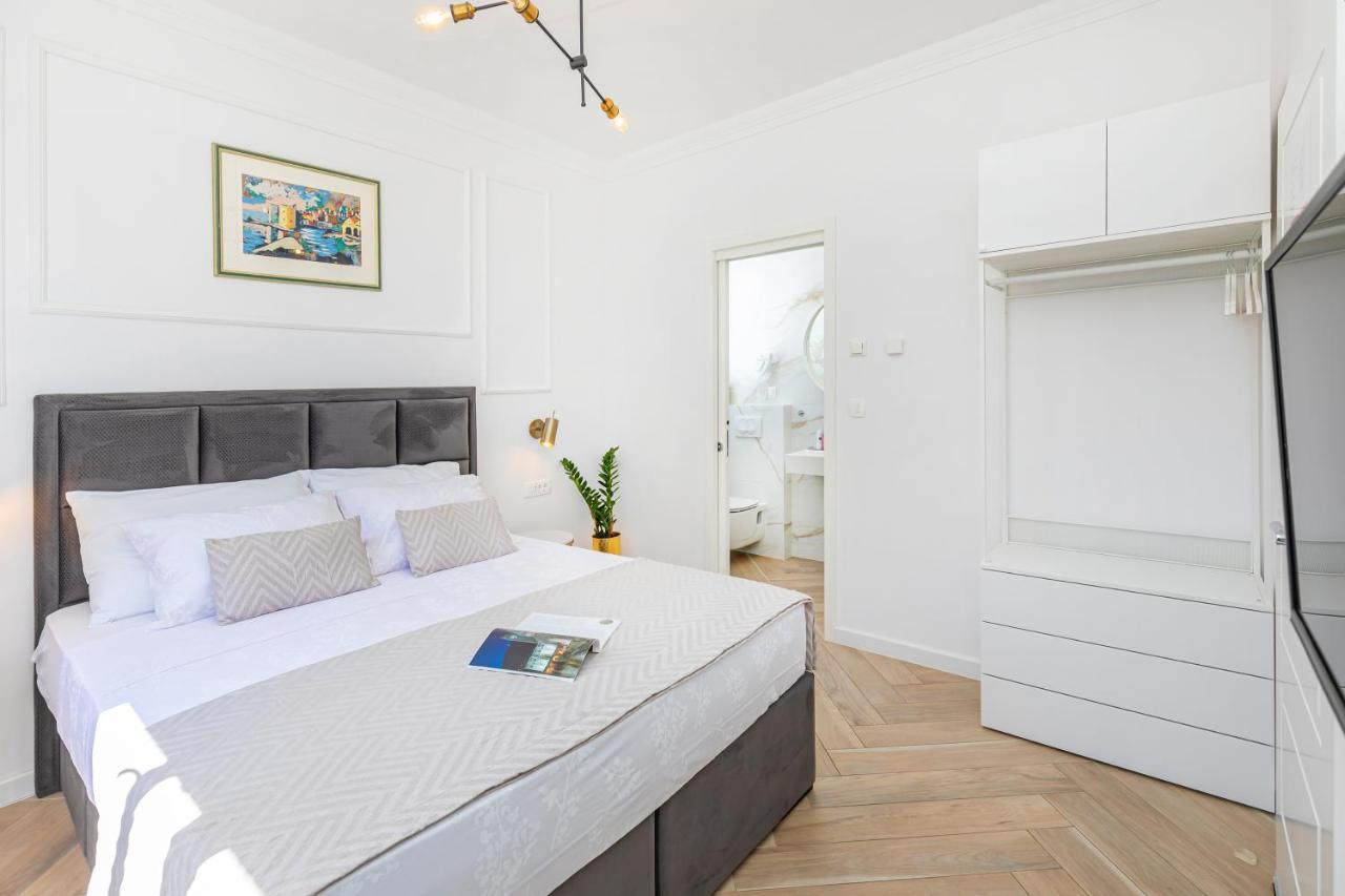 D&l, Free Parking On-site Dubrovnik