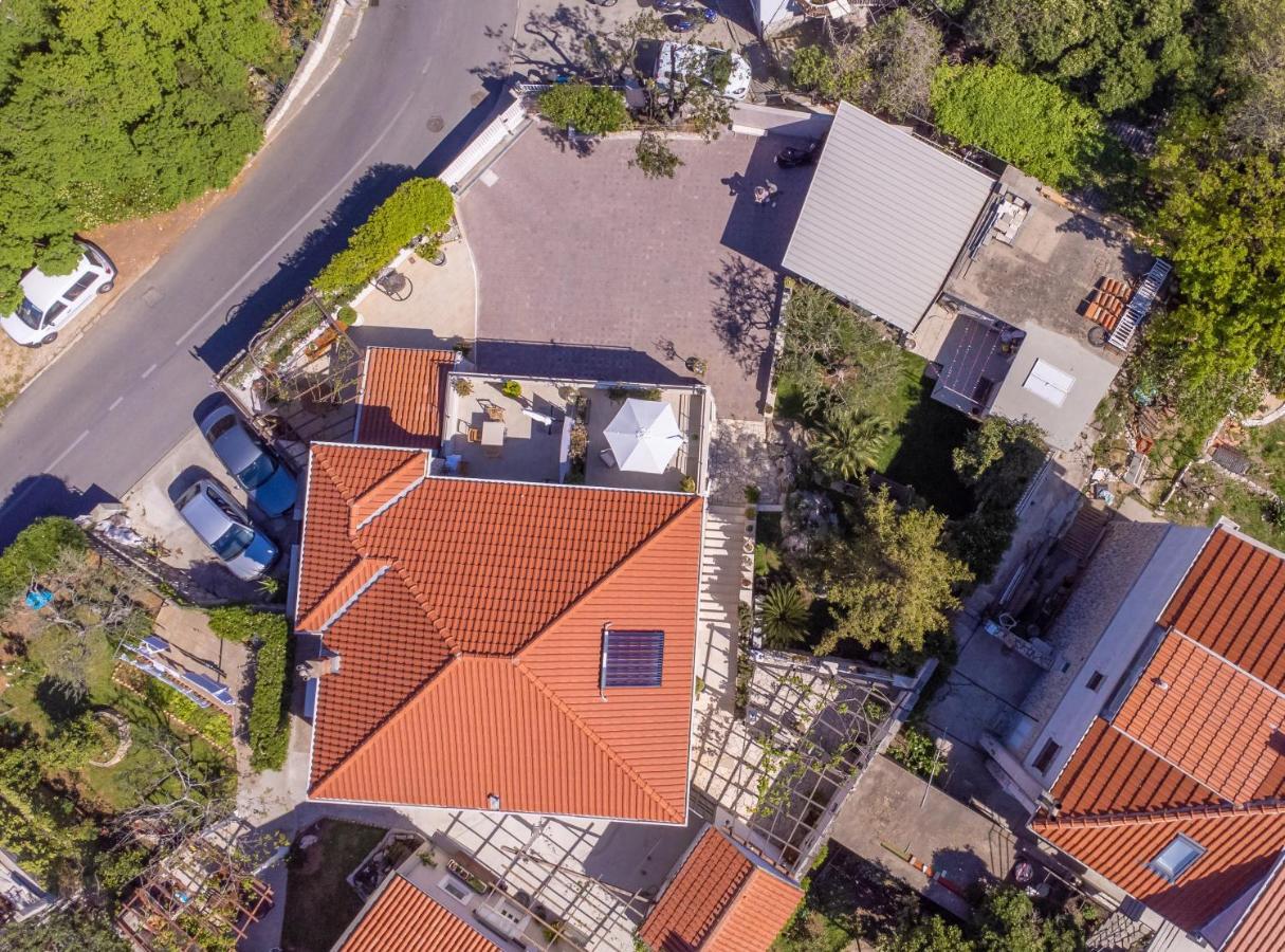 D&l, Free Parking On-site Dubrovnik